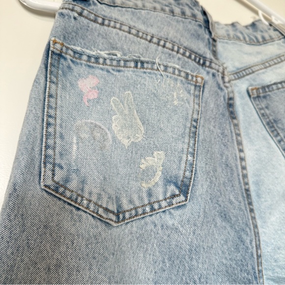 Size 4 Zara distressed jeans - Picture 2 of 11